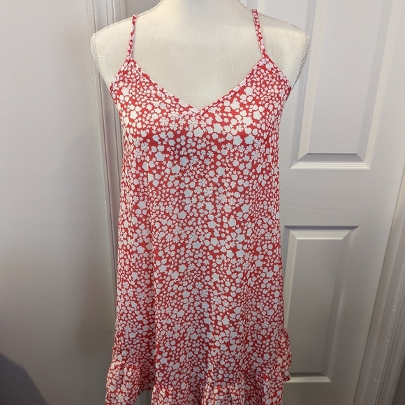 Boohoo Dresses & Skirts - BOOHOO Womens dress size 4 *NEW‎ Beach / picnic wear coral with floral